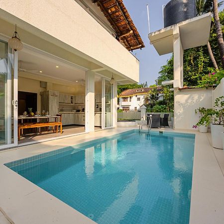 Elivaas 4 Bhk Villa Near Beach With Private Pool & Bar - Casa Boa Vida แคนโดลิม ภายนอก รูปภาพ