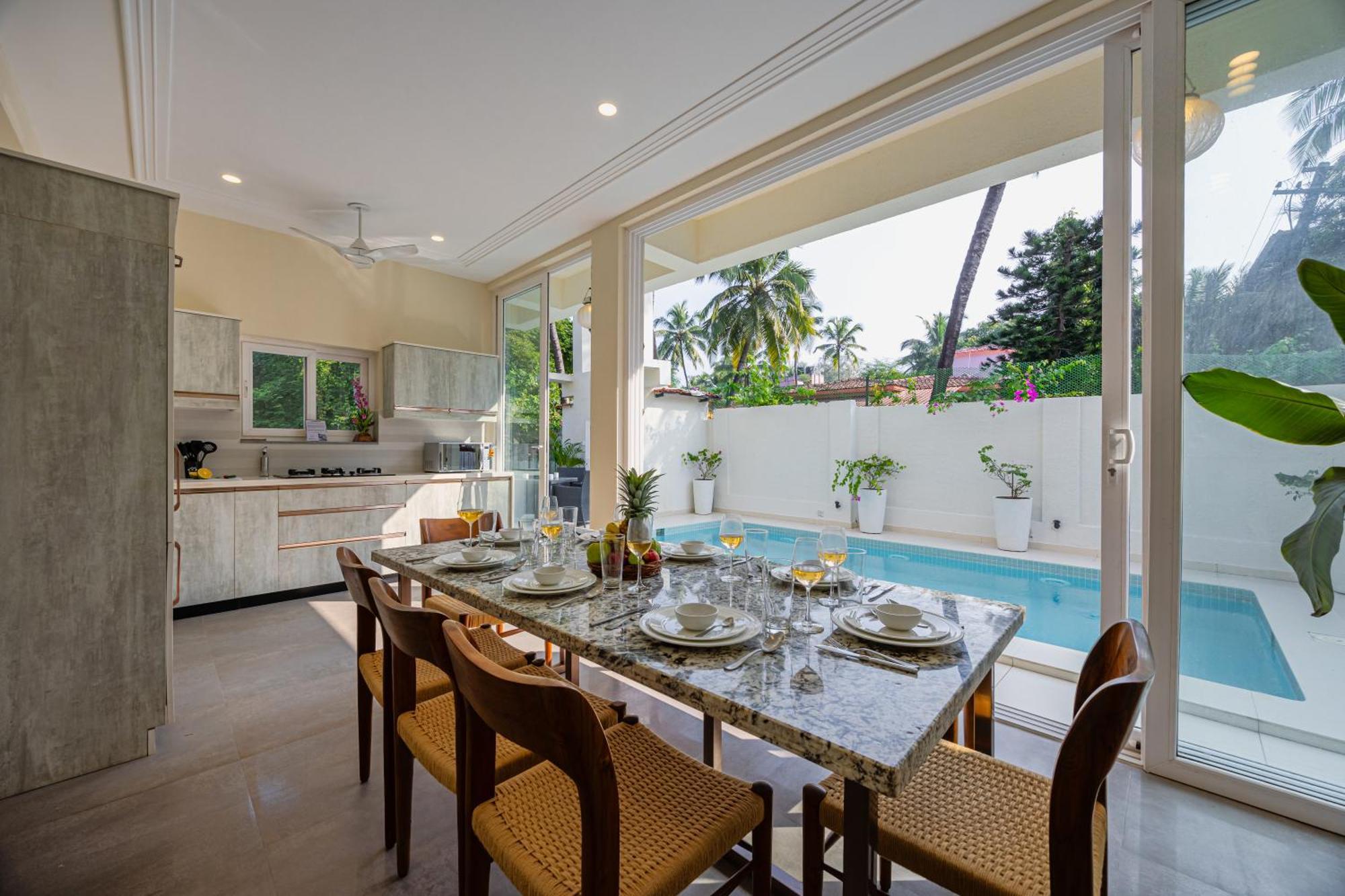 Elivaas 4 Bhk Villa Near Beach With Private Pool & Bar - Casa Boa Vida แคนโดลิม ภายนอก รูปภาพ