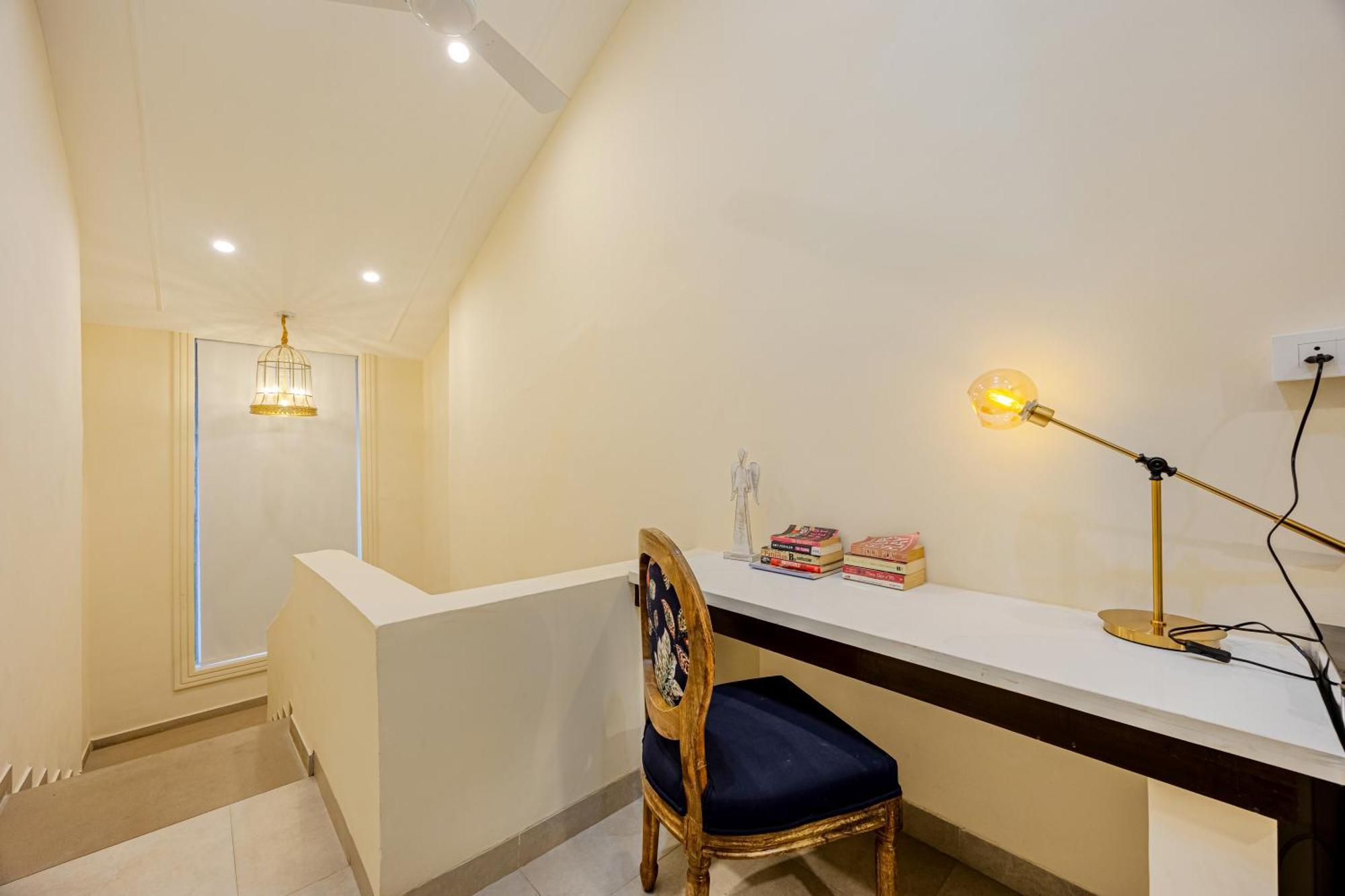 Elivaas 4 Bhk Villa Near Beach With Private Pool & Bar - Casa Boa Vida แคนโดลิม ภายนอก รูปภาพ