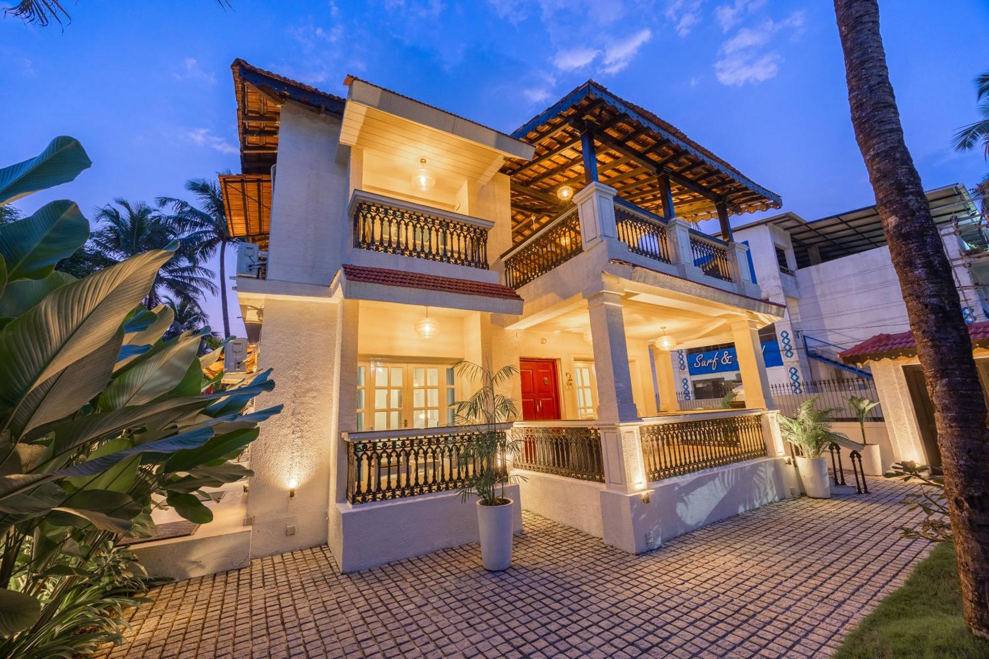 Elivaas 4 Bhk Villa Near Beach With Private Pool & Bar - Casa Boa Vida แคนโดลิม ภายนอก รูปภาพ