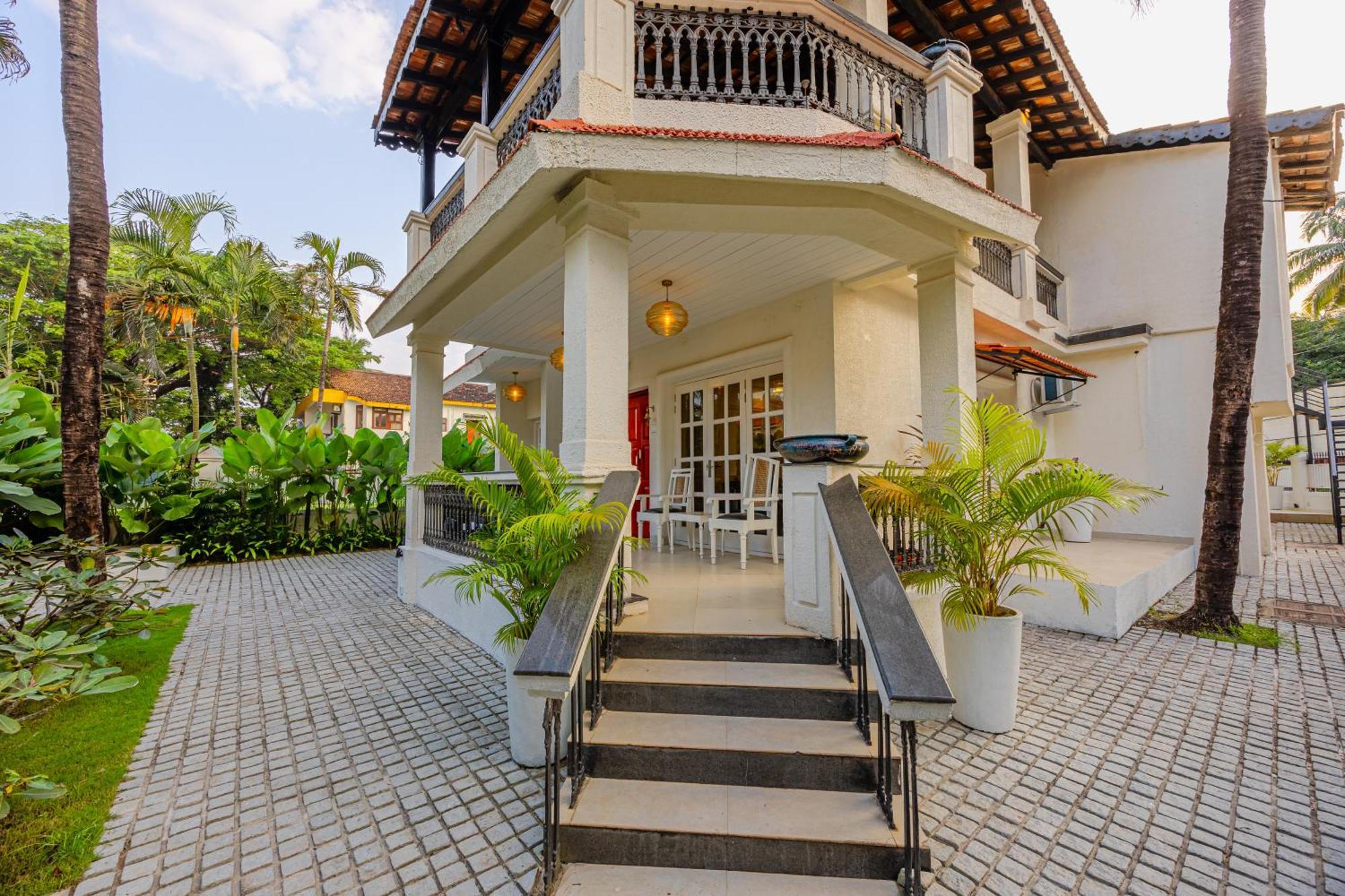 Elivaas 4 Bhk Villa Near Beach With Private Pool & Bar - Casa Boa Vida แคนโดลิม ภายนอก รูปภาพ